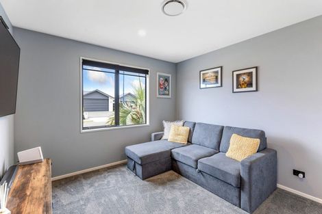 Photo of property in 55 Te Hurunui Drive, Pegasus, 7612