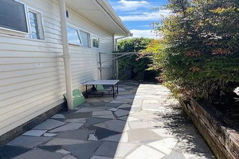 Photo of property in 1 Emerald Hill, Havelock North, 4130