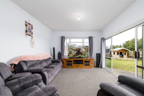 Photo of property in 1 Edward Street, Waimate, 7924