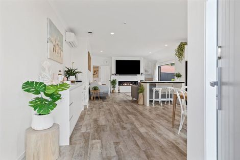 Photo of property in 27 Seychelles Drive, Papamoa Beach, Papamoa, 3118