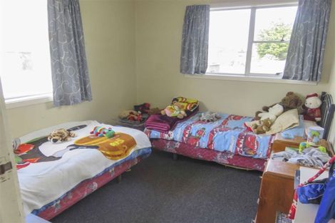 Photo of property in 17 Kelso Place, Strathern, Invercargill, 9812