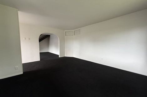 Photo of property in 10 Oakhurst Place, Russley, Christchurch, 8042