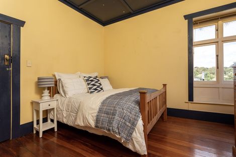 Photo of property in 27 Atherton Road, Epsom, Auckland, 1023