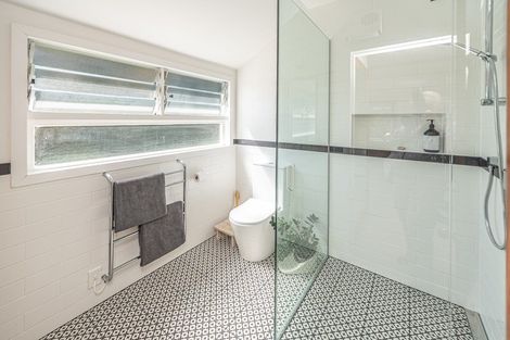 Photo of property in 2 Eaton Crescent, Otamatea, Whanganui, 4500