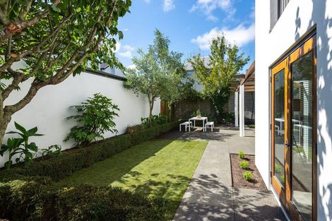 Photo of property in 88a Merivale Lane, Merivale, Christchurch, 8014