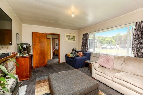 Photo of property in 32 Elizabeth Place, Ferndale, New Plymouth, 4310