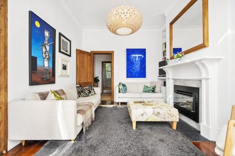 Photo of property in 303 Tinakori Road, Thorndon, Wellington, 6011