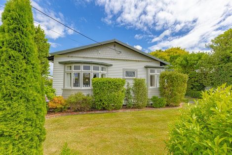 Photo of property in 16 Arthur Street, Pahiatua, 4910