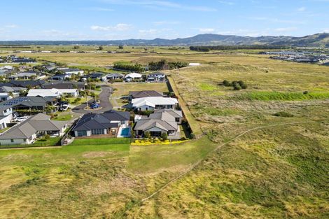 Photo of property in 61 Montia Close, Papamoa Beach, Papamoa, 3118