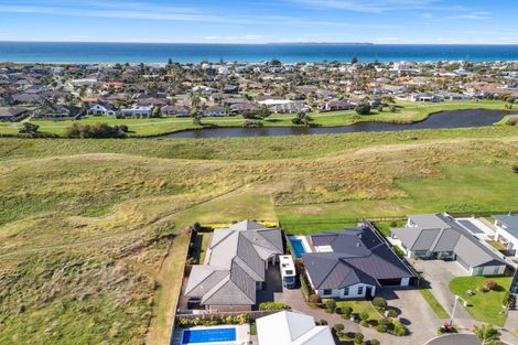 Photo of property in 61 Montia Close, Papamoa Beach, Papamoa, 3118