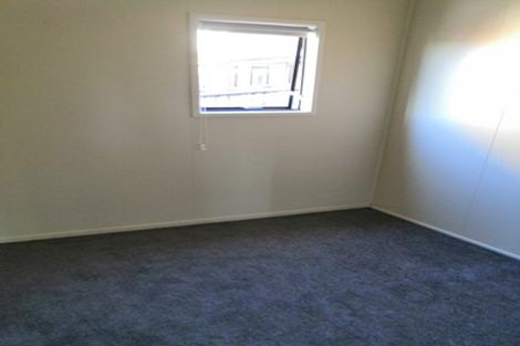 Photo of property in 796 East Coast Road, Oteha, Auckland, 0630