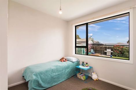 Photo of property in 3 Donnington Street, Parklands, Christchurch, 8083