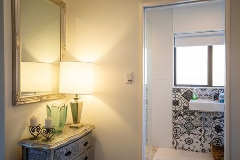 Photo of property in 48 Wainui Road, Raglan, 3225