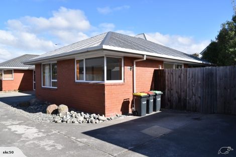 Photo of property in 2/18 Burdale Street, Riccarton, Christchurch, 8011