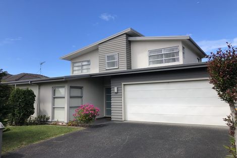 Photo of property in 17 Laurel Oak Drive, Schnapper Rock, Auckland, 0632