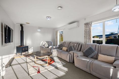 Photo of property in 12 Springmead Place, Hornby, Christchurch, 8042