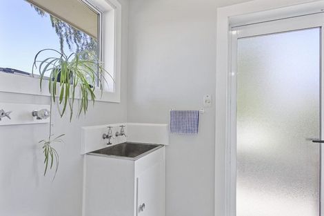 Photo of property in 1/17 Tyrone Street, Belfast, Christchurch, 8051