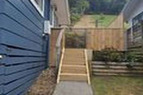 Photo of property in 7 Westra View, Tawa, Wellington, 5028