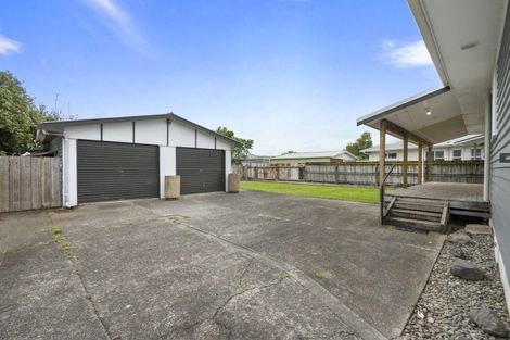 Photo of property in 3 Somerset Crescent, Highbury, Palmerston North, 4412