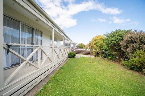 Photo of property in 25a Rosedale Crescent, Cloverlea, Palmerston North, 4412