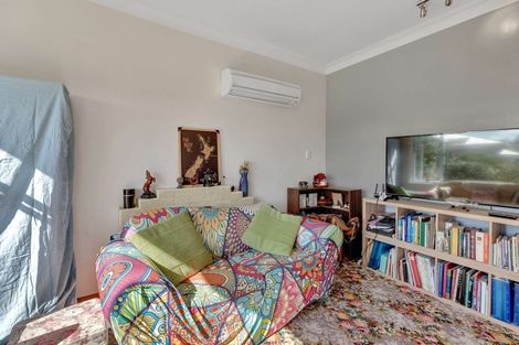 Photo of property in 10 William Street, Marton, 4710