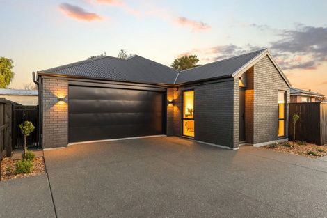 Photo of property in 1/123 Kennedys Bush Road, Halswell, Christchurch, 8025
