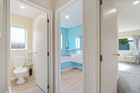 Photo of property in 60a Middlepark Road, Sockburn, Christchurch, 8042