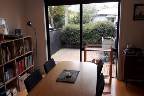 Photo of property in 2/35 Bishop Street, St Albans, Christchurch, 8014