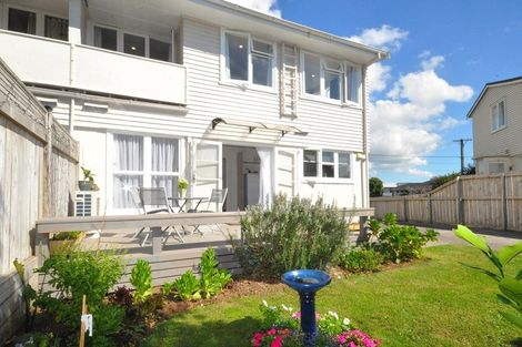 Photo of property in 74a Arimu Road, Papakura, 2110