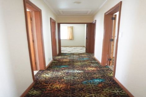 Photo of property in 5 Bowater Place, Manurewa, Auckland, 2102