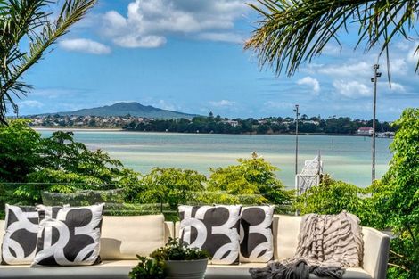 Photo of property in 87 Princes Street, Northcote Point, Auckland, 0627