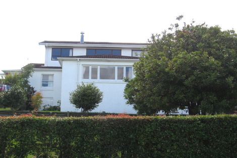 Photo of property in 9 Jellicoe Road, Murrays Bay, Auckland, 0630