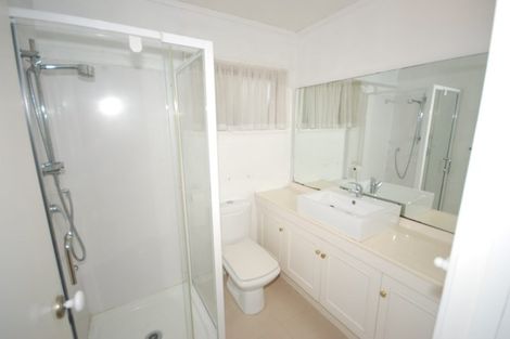 Photo of property in 32 Millhouse Drive, Northpark, Auckland, 2013