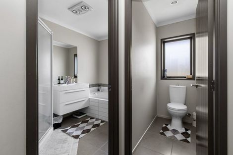 Photo of property in 10 Welwyn Place, Rototuna North, Hamilton, 3210