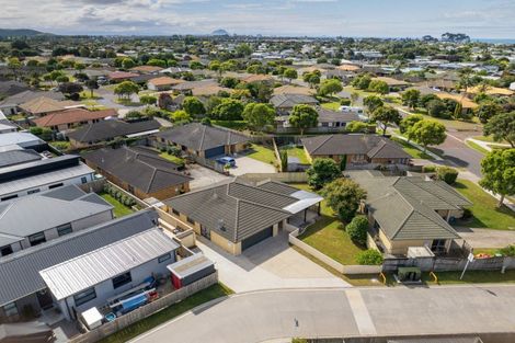 Photo of property in 2 Maara Close, Papamoa Beach, Papamoa, 3118