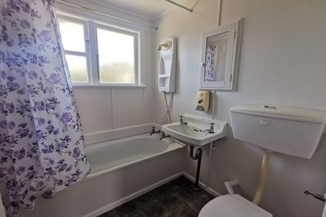 Photo of property in 1/548 Fergusson Drive, Trentham, Upper Hutt, 5018