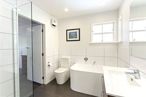 Photo of property in 11 Rawene Street, Waikanae, 5036