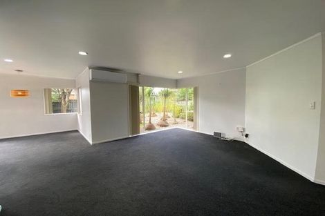 Photo of property in 30 Ben Nevis Place, Northpark, Auckland, 2013