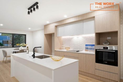 Photo of property in 114c Carnoustie Drive, Wattle Downs, Auckland, 2103