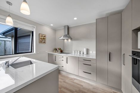 Photo of property in 156a Mangorei Road, Merrilands, New Plymouth, 4312