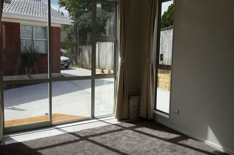 Photo of property in 8 Ervine Place, Bucklands Beach, Auckland, 2014