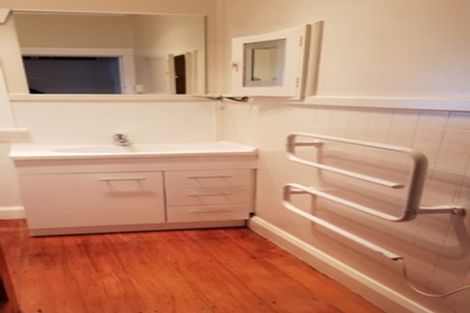 Photo of property in 22 Ngaio Street, Strandon, New Plymouth, 4312