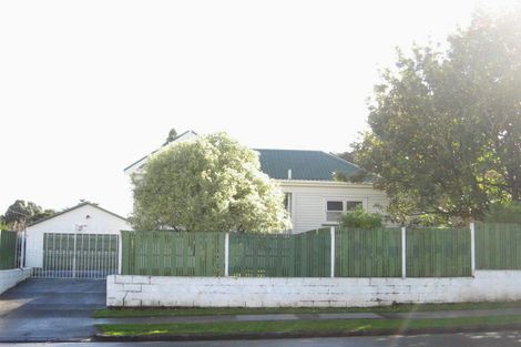 Photo of property in 16 Alfriston Road, Manurewa East, Auckland, 2102