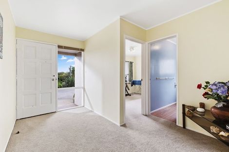 Photo of property in 2/21 Arran Road, Browns Bay, Auckland, 0630