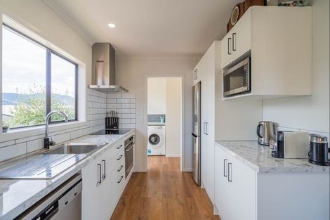 Photo of property in 11 Dennis Taylor Court, Paraparaumu, 5032