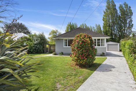 Photo of property in 32 Hollyford Avenue, Bryndwr, Christchurch, 8053