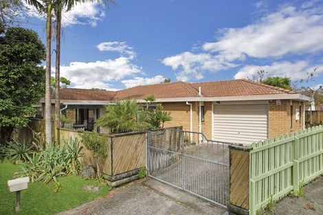 Photo of property in 5 Oakhaven Place, Ranui, Auckland, 0612
