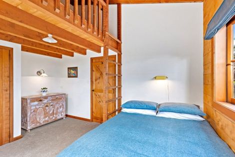 Photo of property in 81 Cape Rodney Road, Leigh, 0985