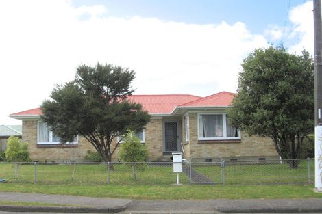 Photo of property in 1/40 Sutton Crescent, Papakura, 2110