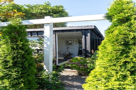 Photo of property in 15 Bourke Street, Palmerston North, 4410